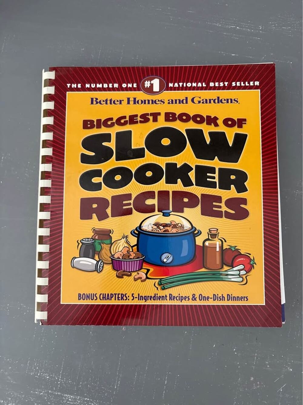 Better Homes and Gardens Biggest book of slow cooker recipes cookbook 2002